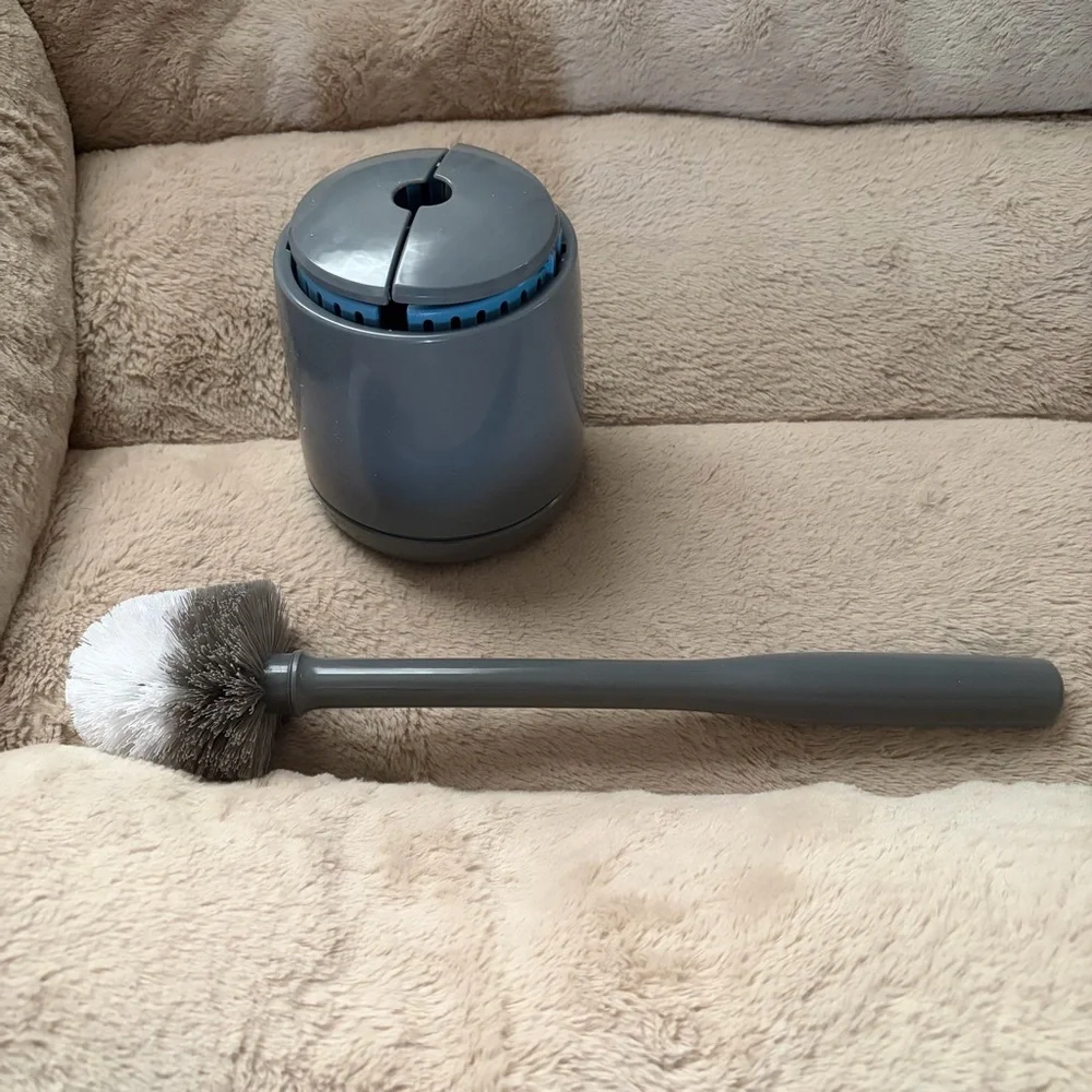NIB Mr. Siga Premium Toilet Brush & Holder Gray | Auto Open/Close | Ventilated